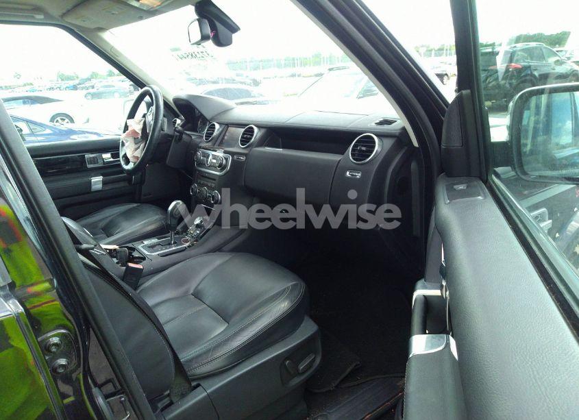 Photo 5 of 2010 Land Rover LR4 (VIN SALAK2D44AA532072)