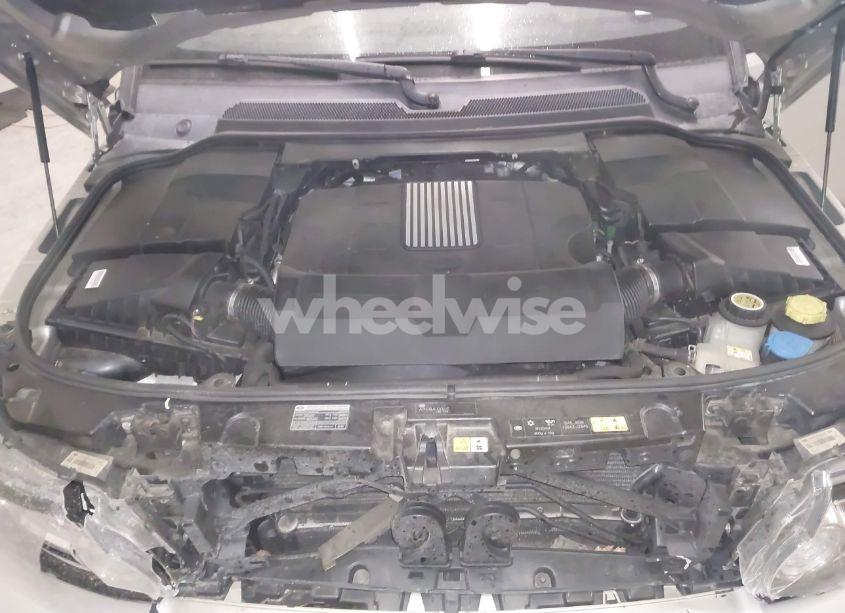 Photo 10 of 2016 Land Rover LR4 (VIN SALAK2V61GA807860)