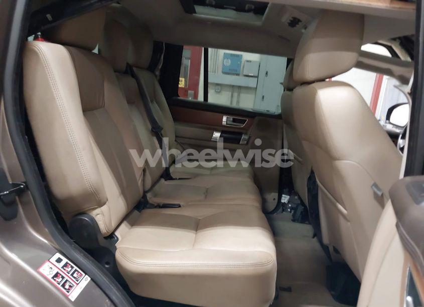 Photo 8 of 2015 Land Rover LR4 (VIN SALAK2V66FA747024)