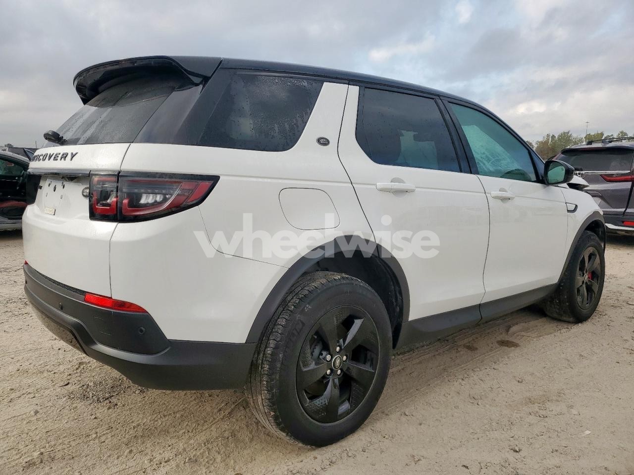 Photo 3 of 2023 LAND ROVER DISCOVERY SPORT S (VIN SALCJ2FXXPH325270)
