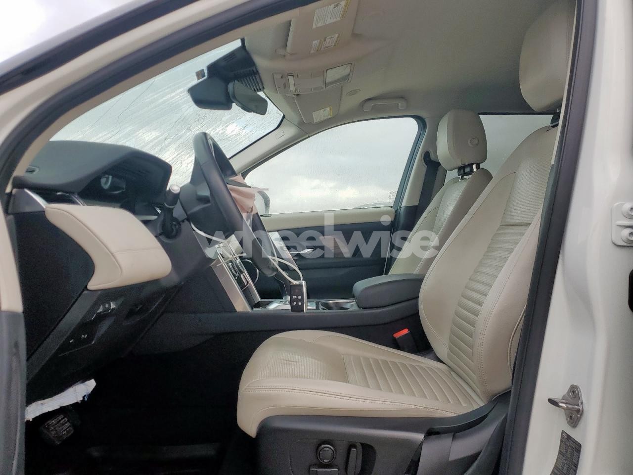 Photo 7 of 2023 LAND ROVER DISCOVERY SPORT S (VIN SALCJ2FXXPH325270)