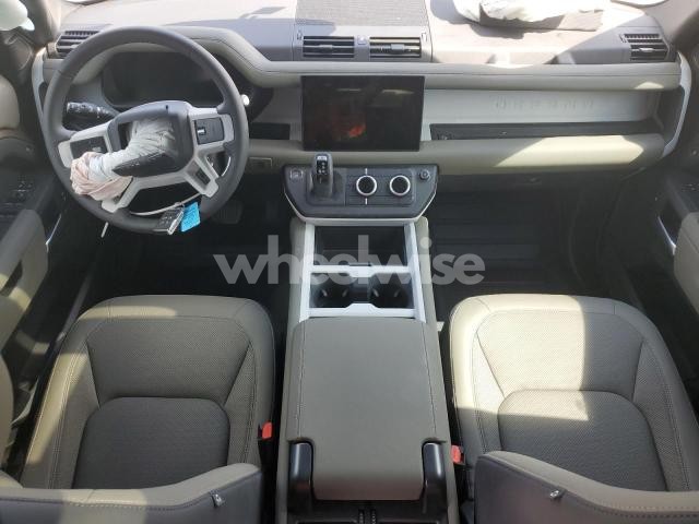 Photo 7 of 2025 LAND ROVER DEFENDER 110 X-DYNAMIC SE (VIN SALE27EU2S2462855)