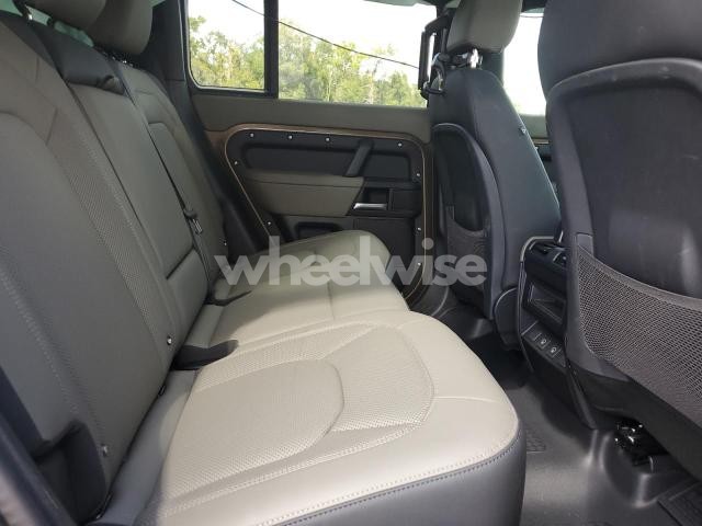 Photo 8 of 2025 LAND ROVER DEFENDER 110 X-DYNAMIC SE (VIN SALE27EU2S2462855)