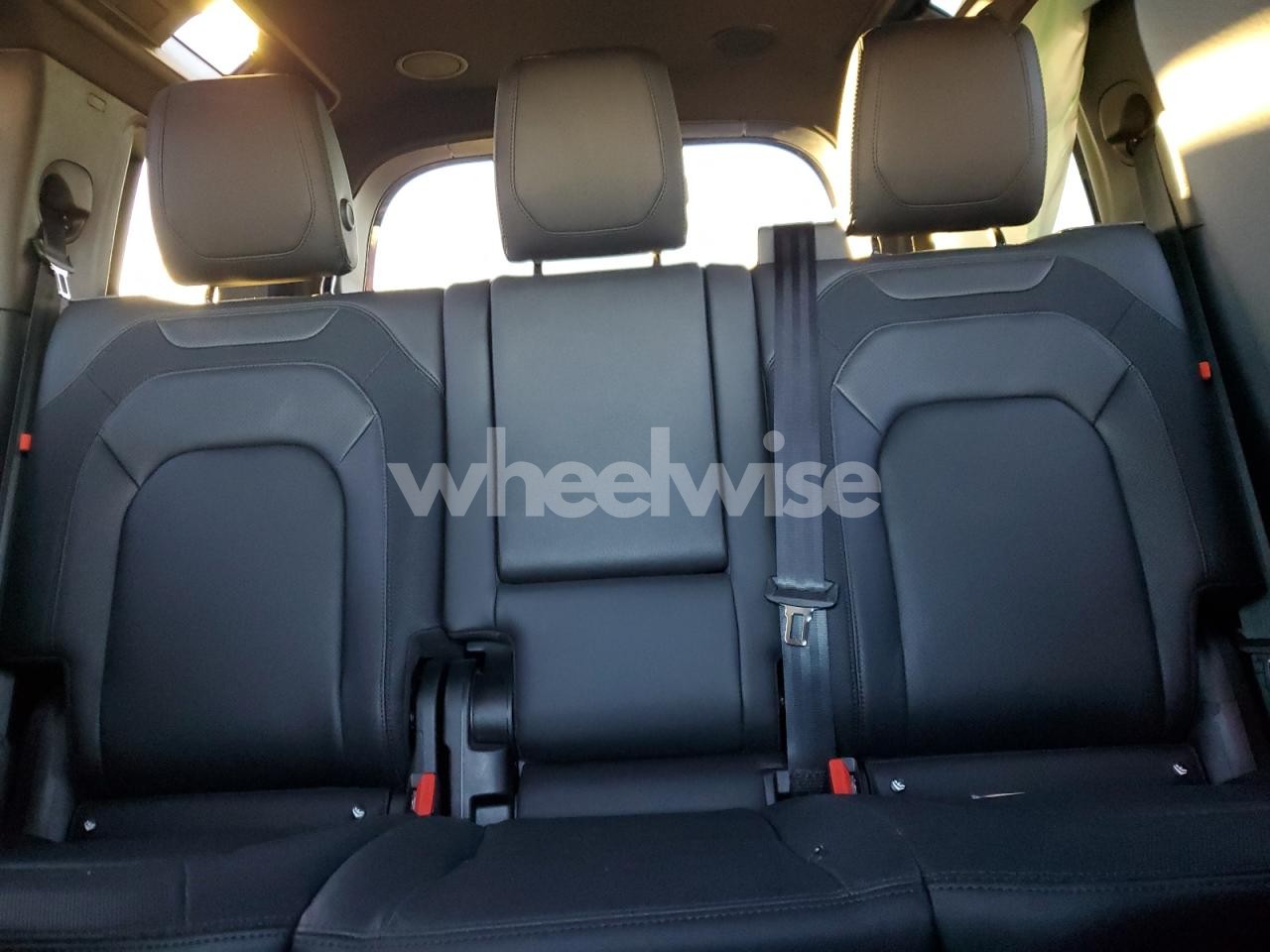 Photo 10 of 2024 LAND ROVER DEFENDER 110 X-DYNAMIC SE (VIN SALE2EEU2R2354928)