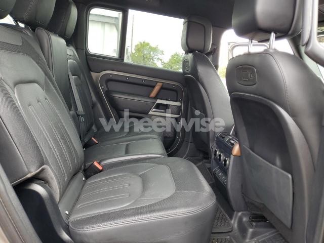 Photo 4 of 2021 LAND ROVER DEFENDER 110 X-DYNAMIC HSE N/A (VIN SALE3ERU5M2044272)