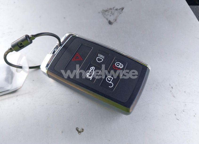 Photo 11 of 2025 Land Rover DEFENDER 110 P300 (VIN SALEJ7EX5S2391695)