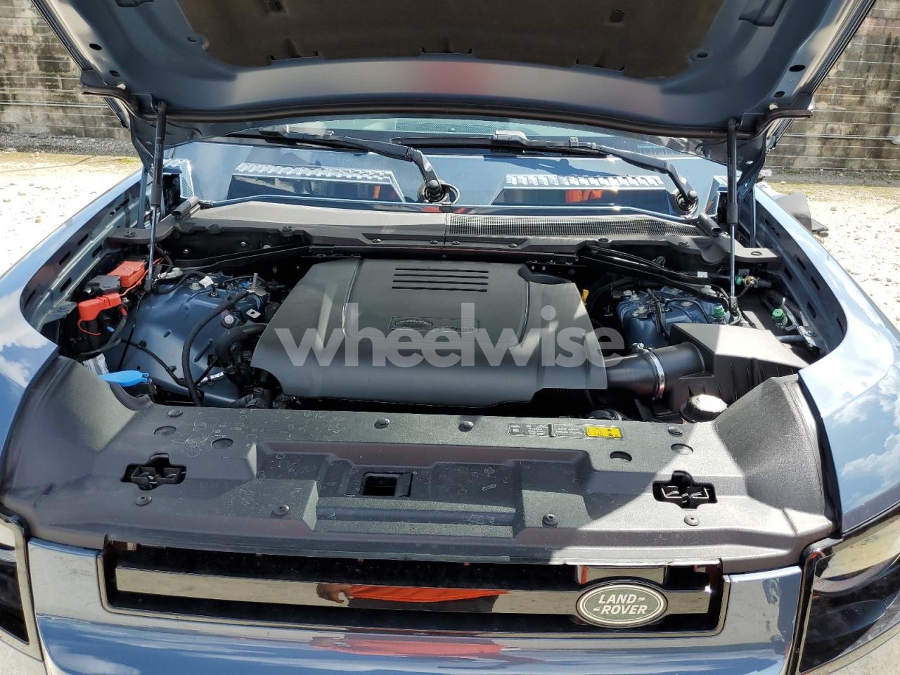 Photo 12 of 2025 LAND ROVER DEFENDER 110 S (VIN SALEJ7EX8S2454417)