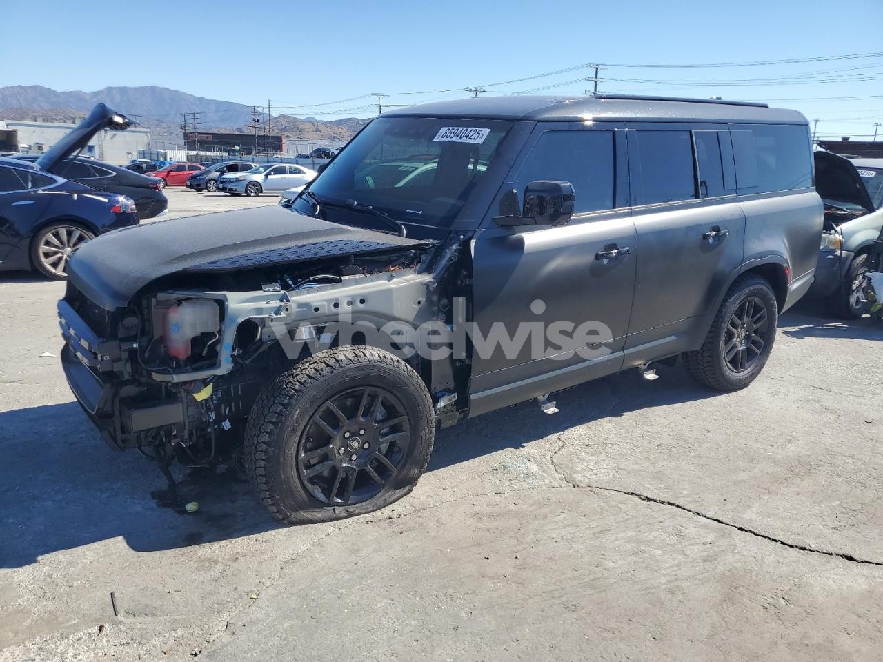 2025 LAND ROVER DEFENDER 130 S (VIN SALEJFFU1S2407065) main photo