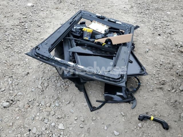 Photo 11 of 2025 LAND ROVER DEFENDER 130 N/A (VIN SALEWFFE6S2403619)