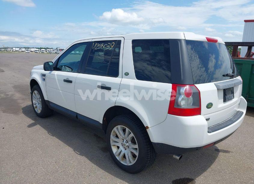 Photo 3 of 2008 Land Rover LR2 SE (VIN SALFP24NX8H039210)