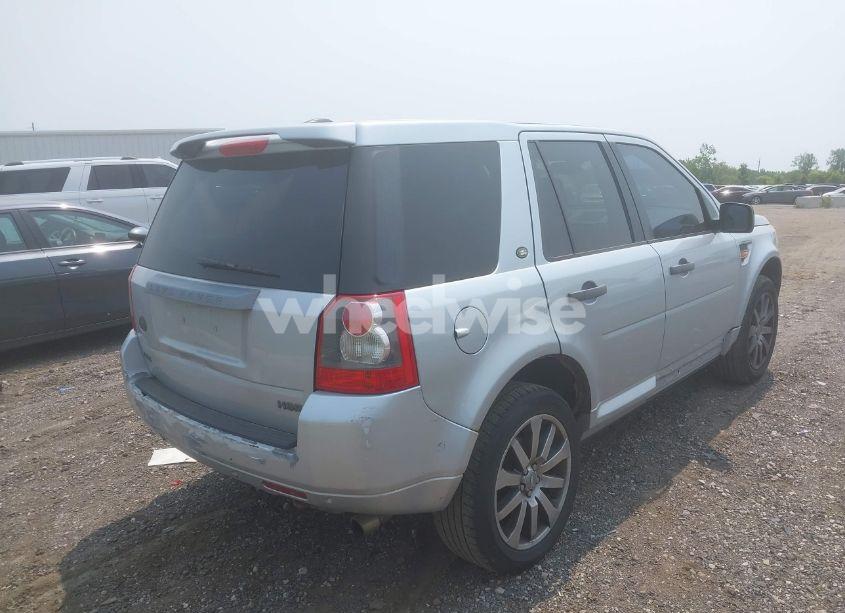 Photo 4 of 2008 Land Rover LR2 HSE (VIN SALFR24N88H077481)