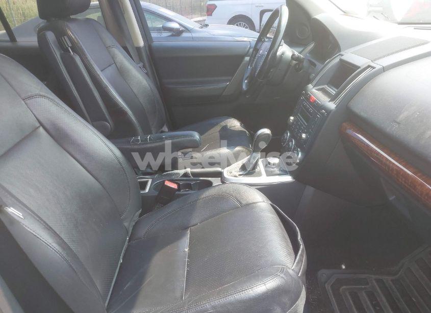 Photo 5 of 2008 Land Rover LR2 HSE (VIN SALFR24N88H077481)