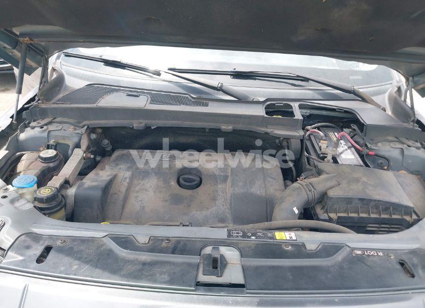 Photo 10 of 2009 Land Rover LR2 HSE (VIN SALFR24NX9H136371)