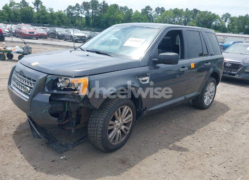 Photo 2 of 2009 Land Rover LR2 HSE (VIN SALFR24NX9H136371)