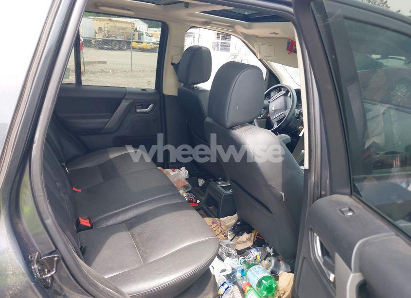 Photo 8 of 2009 Land Rover LR2 HSE (VIN SALFR24NX9H136371)