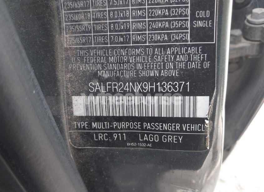 Photo 9 of 2009 Land Rover LR2 HSE (VIN SALFR24NX9H136371)