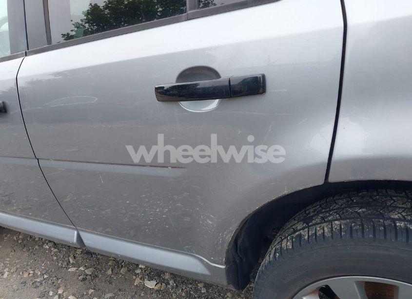 Photo 15 of 2013 Land Rover LR2 (VIN SALFR2BG0DH364957)