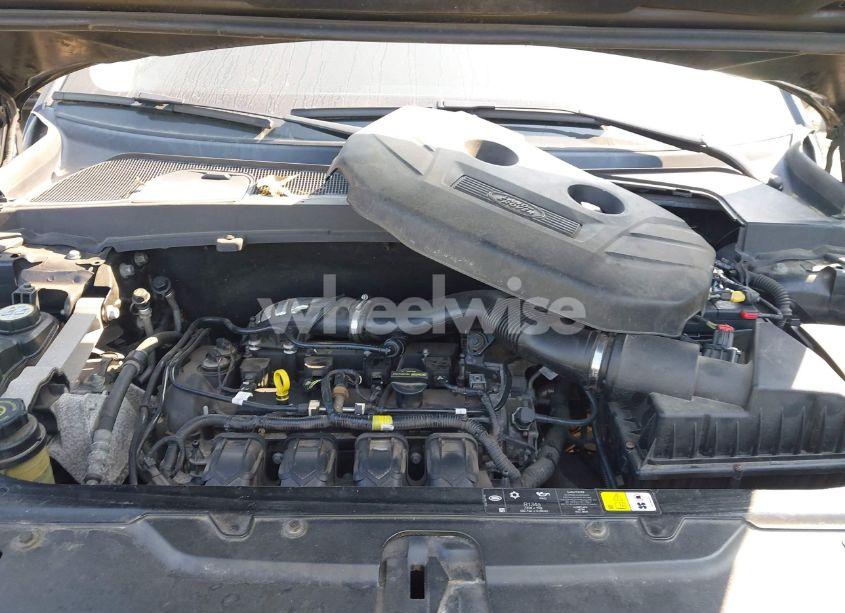 Photo 10 of 2013 Land Rover LR2 (VIN SALFR2BG2DH361834)