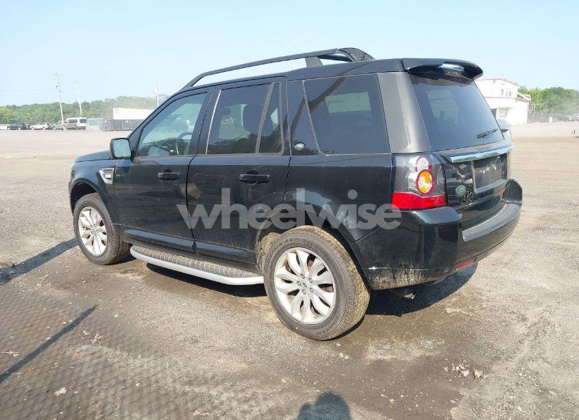 Photo 3 of 2013 Land Rover LR2 (VIN SALFR2BG2DH361834)