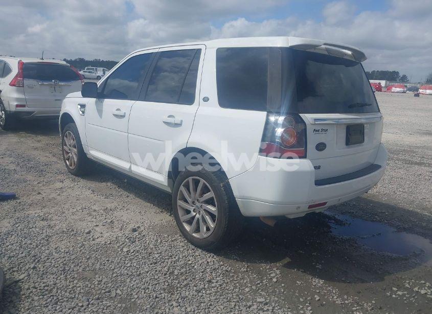 Photo 3 of 2013 Land Rover LR2 (VIN SALFR2BG3DH359509)