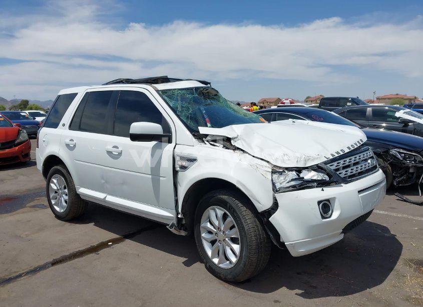 2014 Land Rover LR2 (VIN SALFR2BG4EH403437) main photo