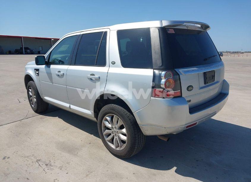 Photo 3 of 2013 Land Rover LR2 (VIN SALFR2BG7DH328733)