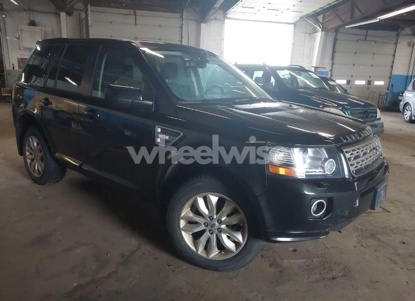 2013 Land Rover LR2 (VIN SALFR2BG9DH378436) main photo