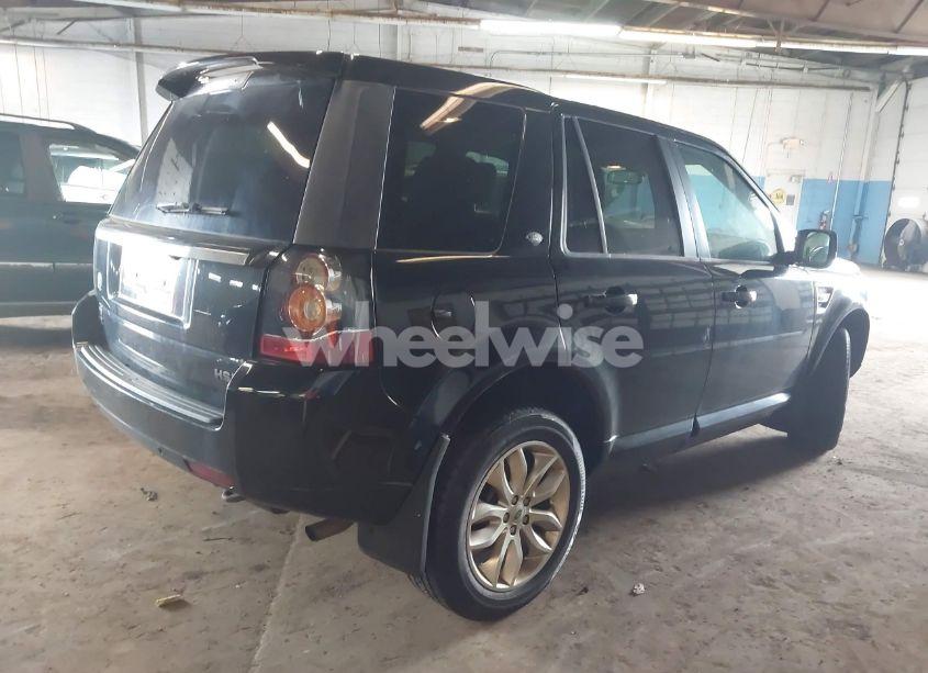 Photo 4 of 2013 Land Rover LR2 (VIN SALFR2BG9DH378436)