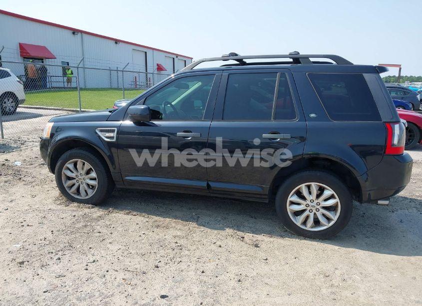 Photo 13 of 2011 Land Rover LR2 (VIN SALFR2BN2BH272907)