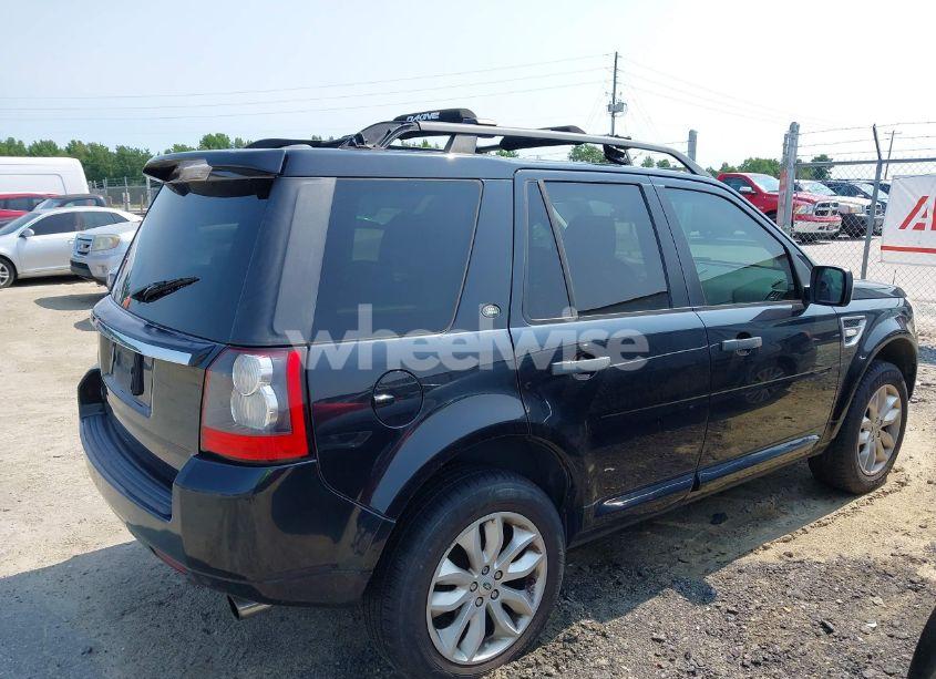 Photo 14 of 2011 Land Rover LR2 (VIN SALFR2BN2BH272907)