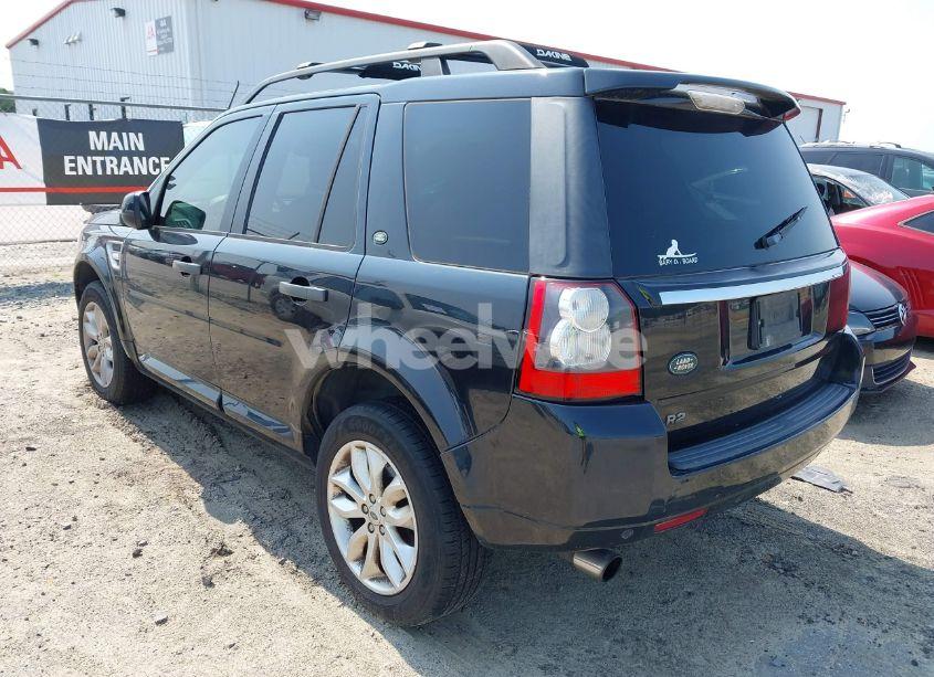 Photo 3 of 2011 Land Rover LR2 (VIN SALFR2BN2BH272907)