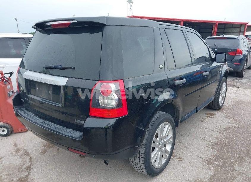 Photo 4 of 2010 Land Rover LR2 HSE (VIN SALFR2BN3AH215727)