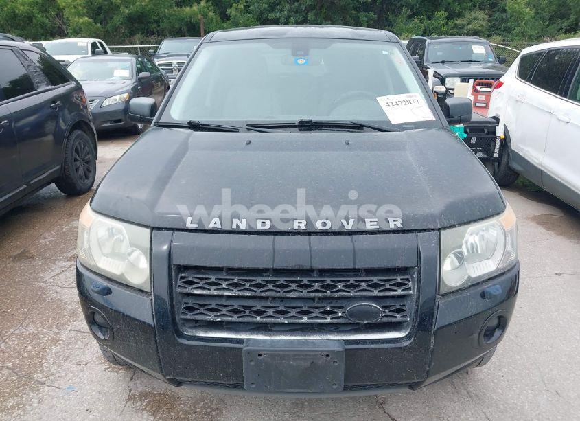 Photo 6 of 2010 Land Rover LR2 HSE (VIN SALFR2BN3AH215727)