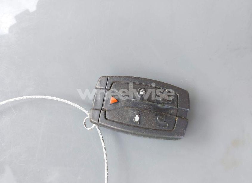 Photo 11 of 2011 Land Rover LR2 (VIN SALFR2BN3BH244436)