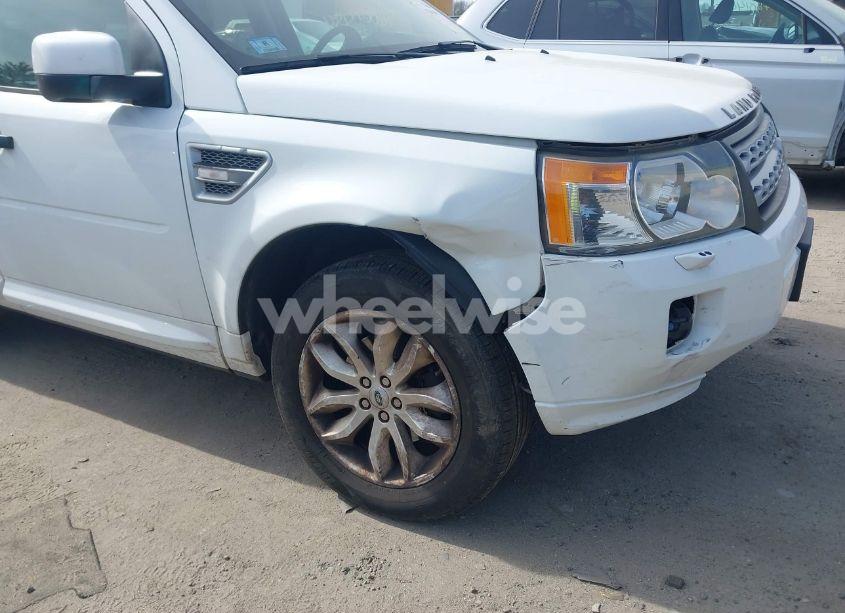 Photo 6 of 2012 Land Rover LR2 (VIN SALFR2BN4CH314222)