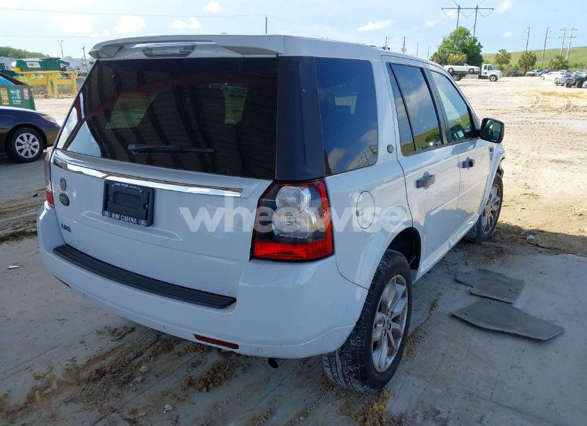 Photo 4 of 2011 Land Rover LR2 (VIN SALFR2BN5BH268155)