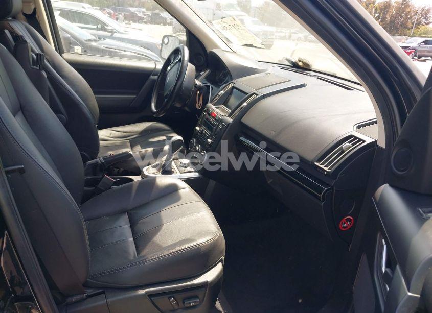 Photo 5 of 2012 Land Rover LR2 (VIN SALFR2BN5CH281151)