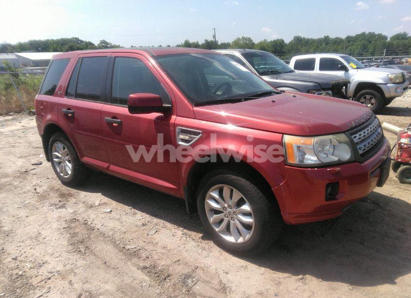 2011 Land Rover LR2 (VIN SALFR2BN7BH223783) main photo