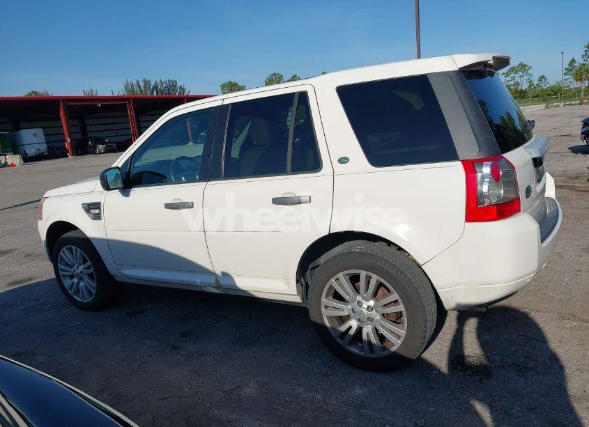 Photo 14 of 2010 Land Rover LR2 HSE (VIN SALFR2BN8AH208966)