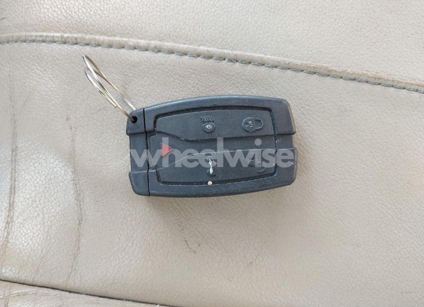 Photo 11 of 2011 Land Rover LR2 (VIN SALFR2BN9BH235952)