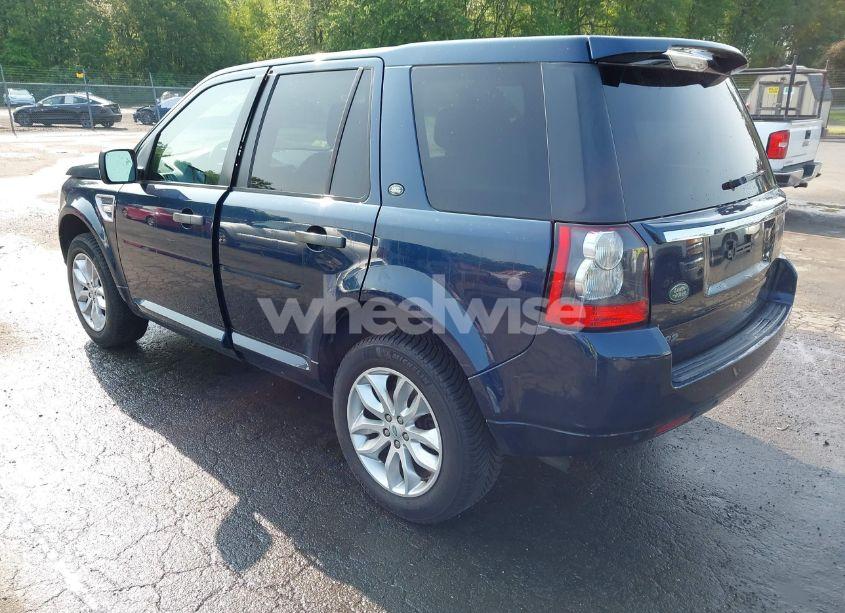 Photo 3 of 2011 Land Rover LR2 (VIN SALFR2BN9BH235952)