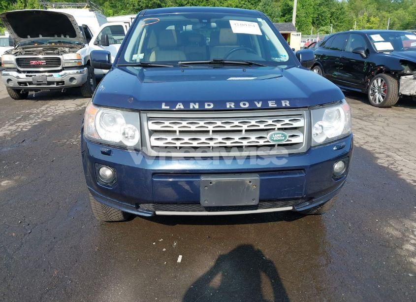 Photo 6 of 2011 Land Rover LR2 (VIN SALFR2BN9BH235952)
