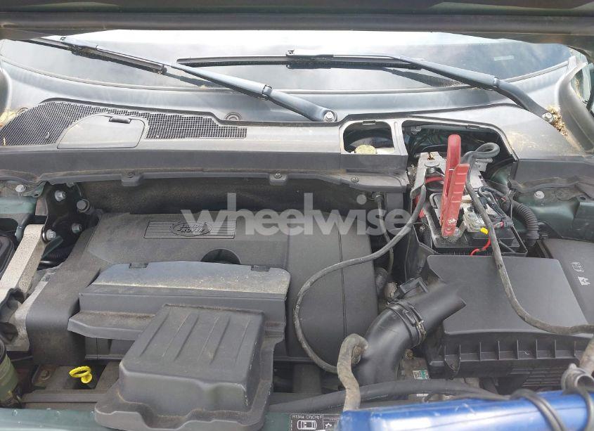 Photo 10 of 2011 Land Rover LR2 (VIN SALFR2BN9BH258938)