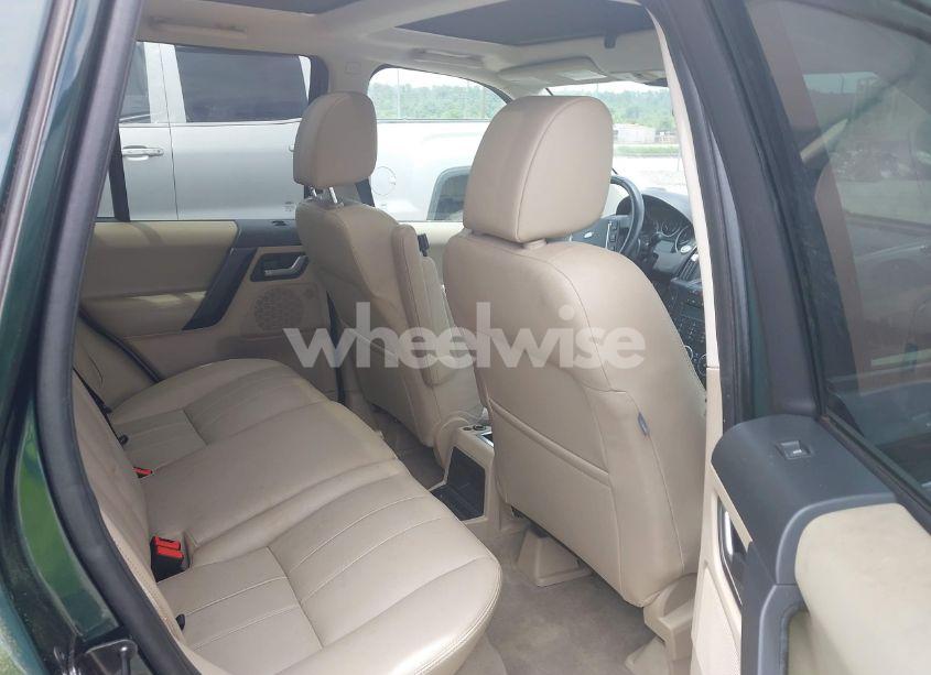 Photo 8 of 2011 Land Rover LR2 (VIN SALFR2BN9BH258938)