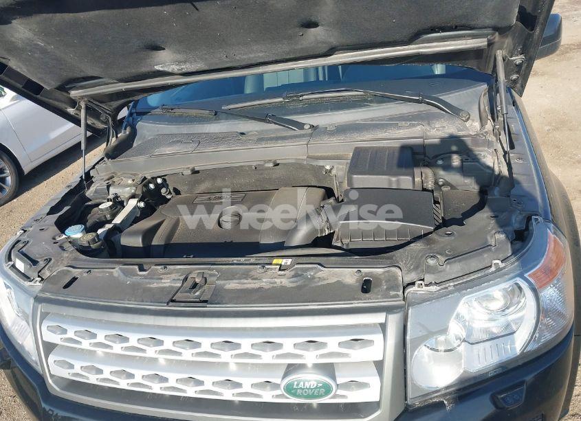 Photo 10 of 2012 Land Rover LR2 (VIN SALFR2BNXCH318114)