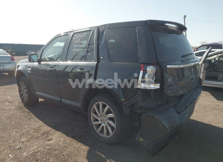 Photo 3 of 2012 Land Rover LR2 (VIN SALFR2BNXCH318114)