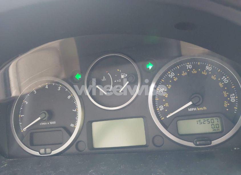 Photo 7 of 2009 Land Rover LR2 HSE (VIN SALFT24N09H146327)