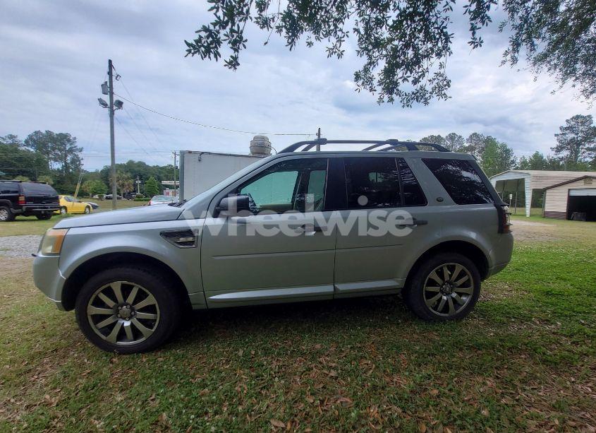 Photo 2 of 2008 Land Rover LR2 HSE (VIN SALFT24N78H108754)