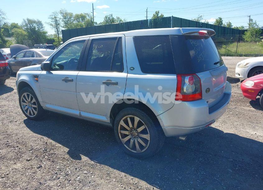 Photo 3 of 2008 Land Rover LR2 HSE (VIN SALFT24N88H097408)