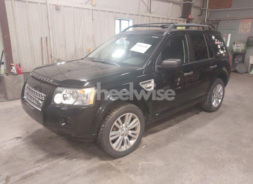 Photo 2 of 2010 Land Rover LR2 HSE (VIN SALFT2BN8AH185156)